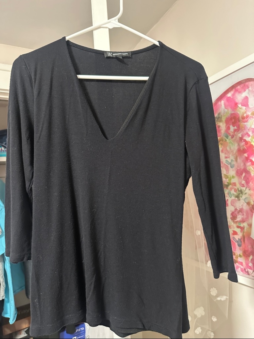 INC International Concepts Black V-Neck Ribbed Long Sleeve Top